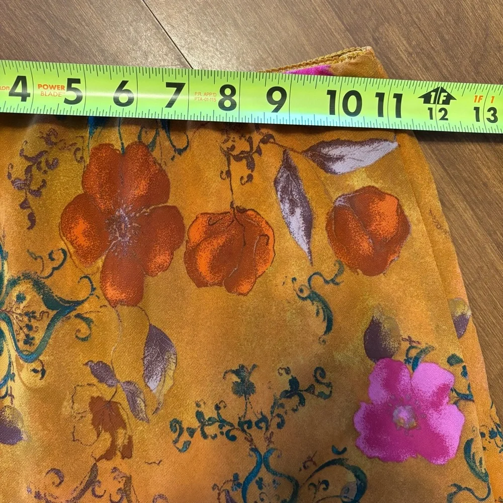 Floral a-line mini skirt, y2k fairy vibes. Xxs